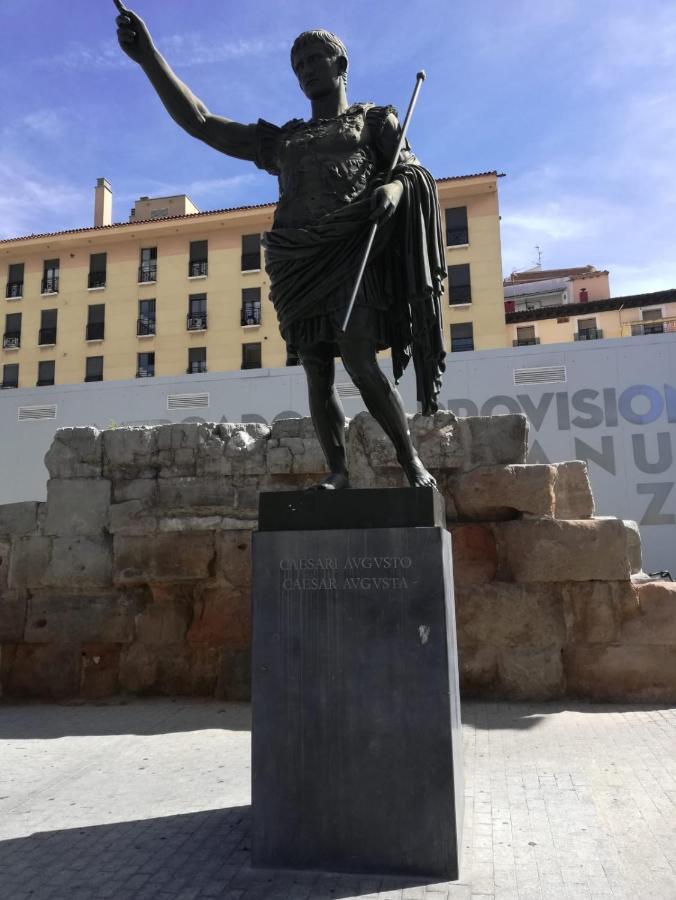 Cesar Augusto House Daire Zaragoza Dış mekan fotoğraf